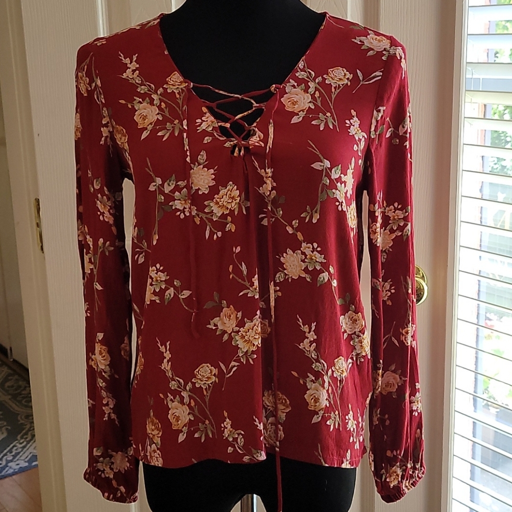 Blouse. Forever 21, size M